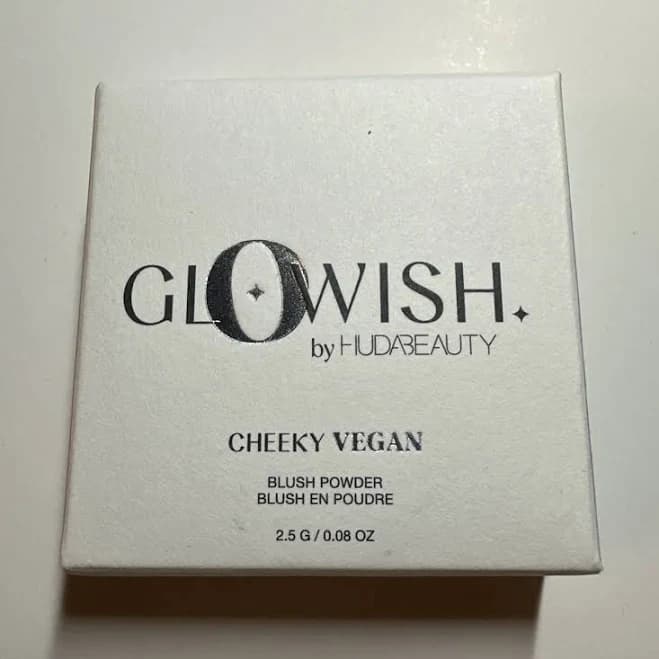 Huda Beauty Glowish Cheeky Vegan Blush Powder Milky Rose