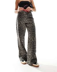 Threadbare leopard print straight leg jeans | ASOS