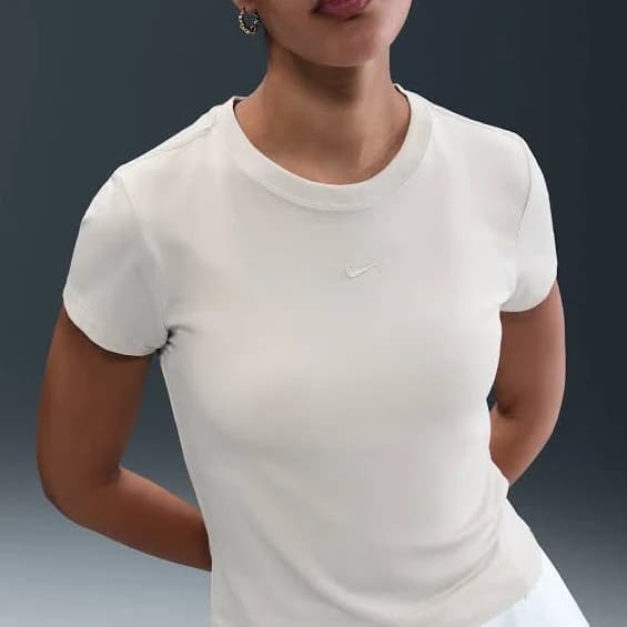 Nike Women's Chill Knit T-Shirt