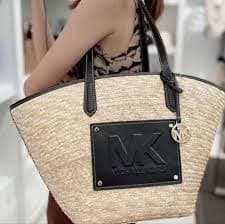 Michael Kors Collection | Bags | Michael Kors Womens Fashion Shoulder Beach Tote Handbag Orig 558 35t2g7kt7i | Poshmark