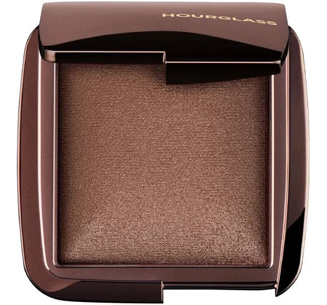 Hourglass Ambient Lighting Finishing Powder