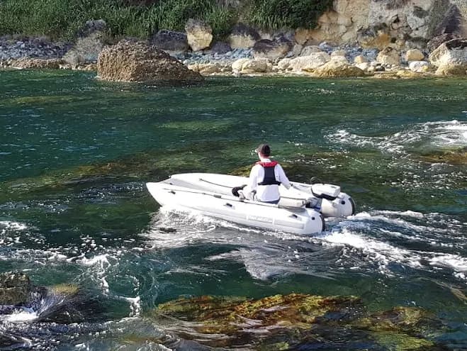 Electric Motor Boat Package | Clean & Quiet | Takacat Americas T340LX / Spirit 1.0 Plus w/ Battery & Charger (3 HP)