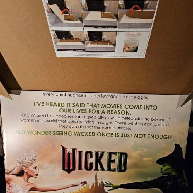 Universal Studios NIB Wicked Movie Theatrical Standee - New Home
