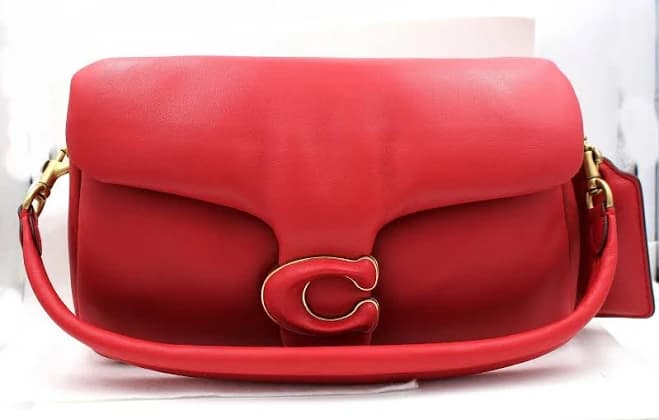 Coach Women's Pillow Tabby 26 Leather Shoulder Bag