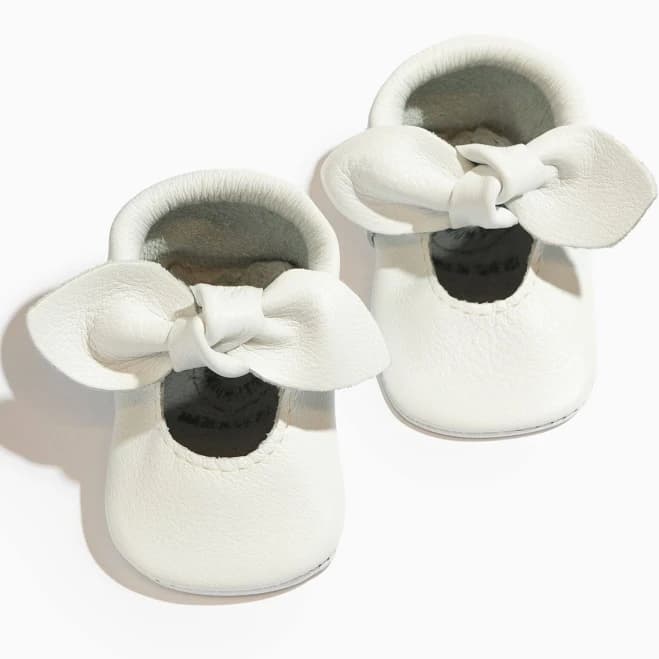 II Knotted Bow Baby Shoe