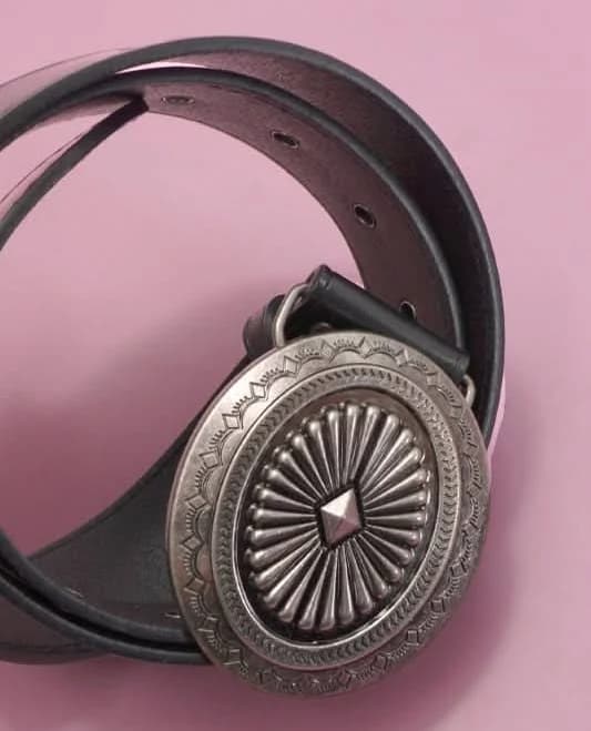 Lariat Luxe Western Leather Belt with Oval Buckle