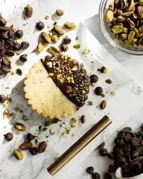 Dubai Chocolate Pistachio Half Dozen