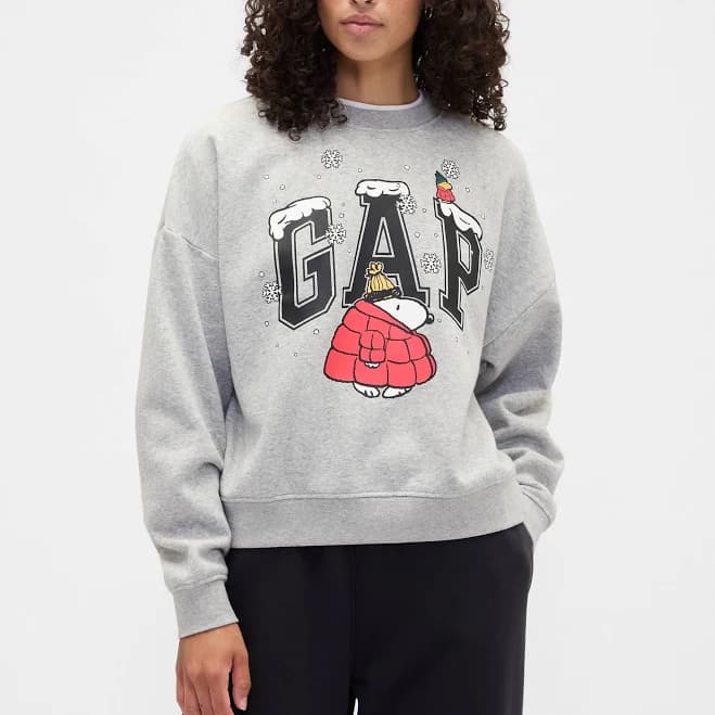 Gap Women's Oversized Gap Sweatshirt