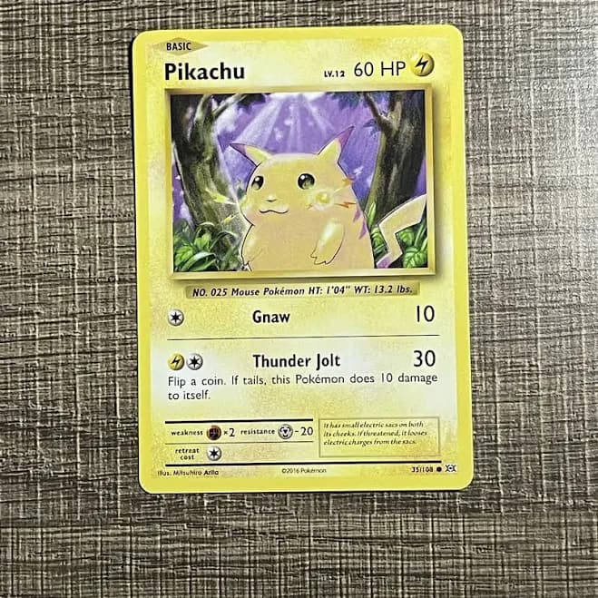 Pokemon Evolutions Pikachu Single Card
