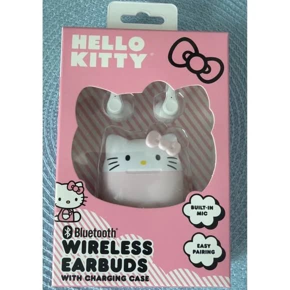 Hello Kitty Headphones