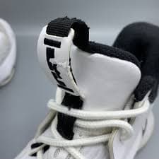 Nike LeBron Witness 5 White Black Basketball Sneakers Shoes Men's 8 | eBay