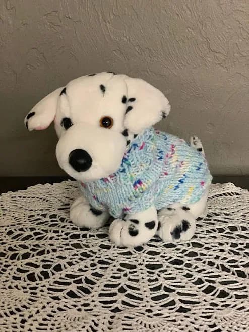 Hand Knit Light Blue Speckled Dog Sweater: Cozy Acrylic Yarn