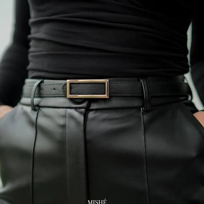 Minimalist Leather Belt with Gold Buckle
