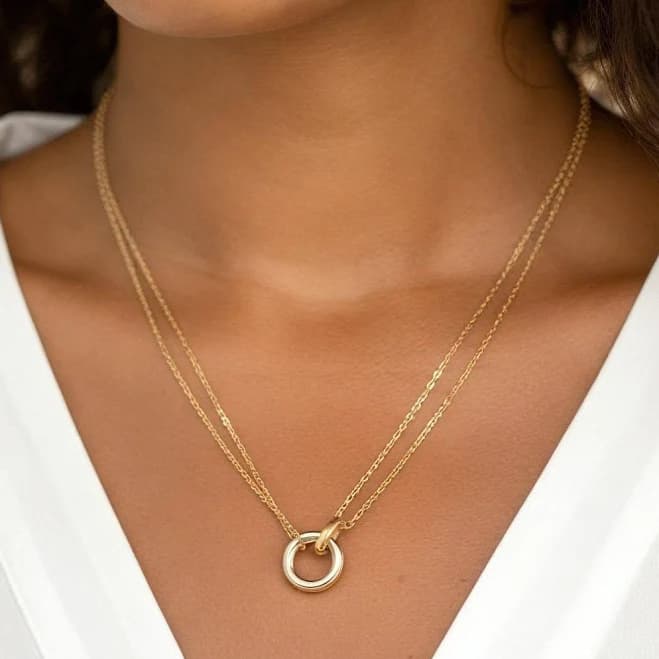 Dainty Gold Interlocking Circle Necklace