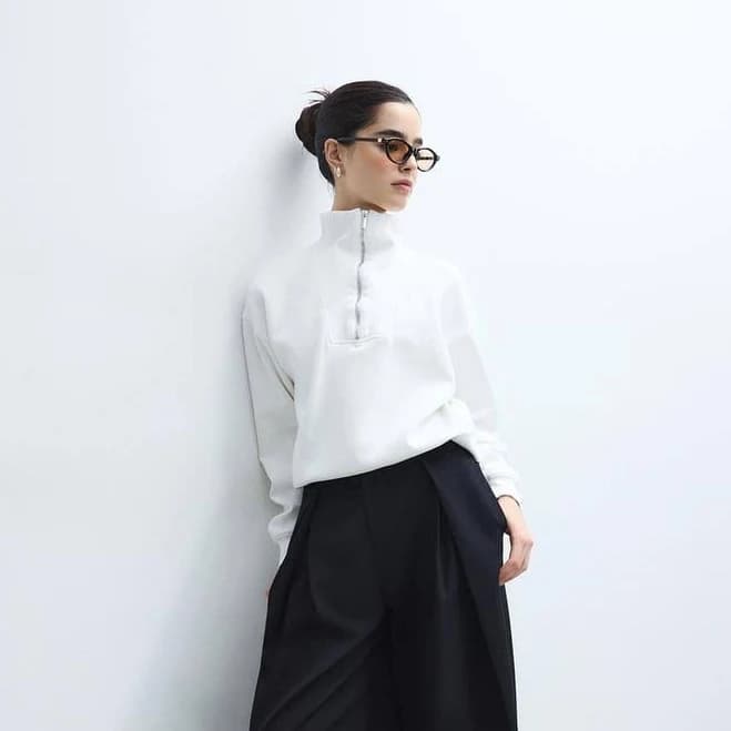 Stradivarius High-Neck Zip-Up Sweatshirt