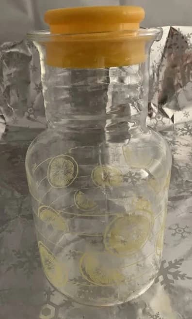 Pyrex Glass Lemonade Lemon Slices 2 Quart Juice Pitcher Carafe Decanter USA