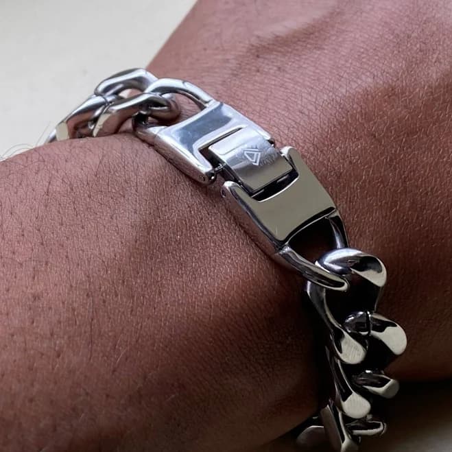 Men's Stainless Steel Curb Link Bracelet