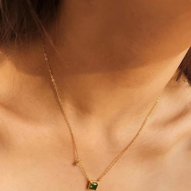 Minimalist Gold Emerald Square Cut Pendant Necklace