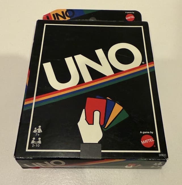 Uno Card Game Retro Edition