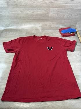 True Religion Men's Shoestring Horseshoe Graphic-Print T-Shirt