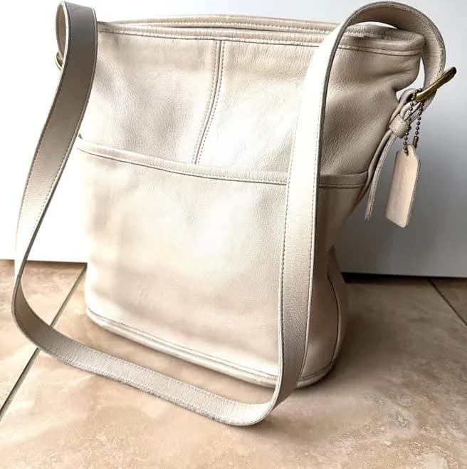 Coach Vintage Bleeker Bucket Shoulder Bag in Bone Leather