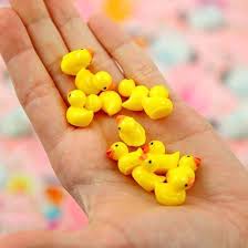 Amazon.com: 5Pcs Cute Mini Yellow Ducklings Figurine Resin Ornament, Figurine Miniature for Fairy Garden Easter Decor Potted Plants Decoration(Blue) : Patio, Lawn & Garden
