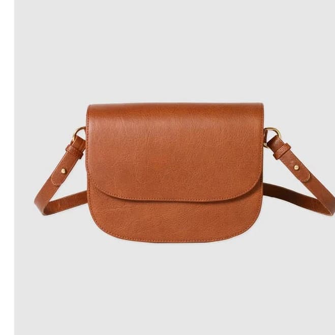 tah Women's Camila Saddle Leather Shoulder Bag