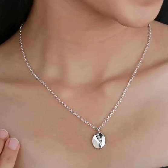 925 Sterling Silver Minimalist Oval Pendant Necklace