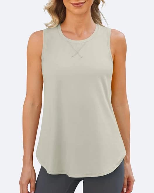 Quick‐Dry Scoop‐Neck Tank