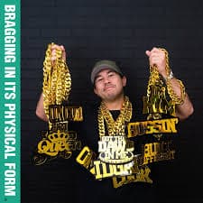 Amazon.com: TrophySmack 'I'm Her' Turnover Chain - Chrome Gold & Black Acrylic : Clothing, Shoes & Jewelry
