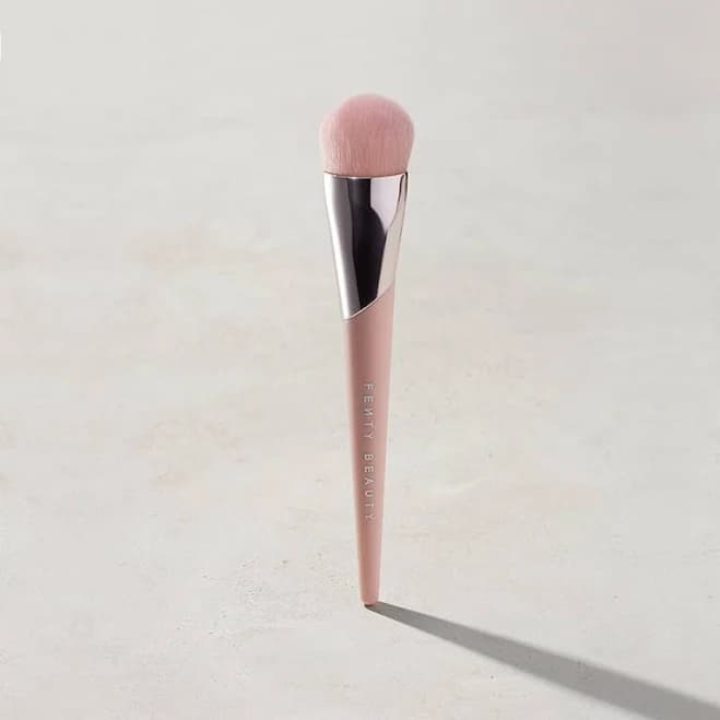 Fenty Beauty by Rihanna Full-Bodied Foundation Brush
