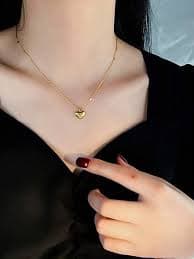 Women Heart Shaped "LOVE" Pendant Necklace, Minimalist Everyday Wear | SHEIN USA