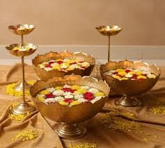 DSH Urli Bowl for Home and Festival Decor - Show Piece for Floating Flowers, Candles, and T Lights - Taj Bowl Candle Stand With Floating Diyas, Gold: Buy Online at Best Price