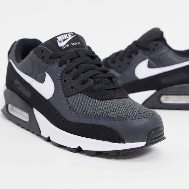 Nike Air Max 90 sneakers in black and white-Gray