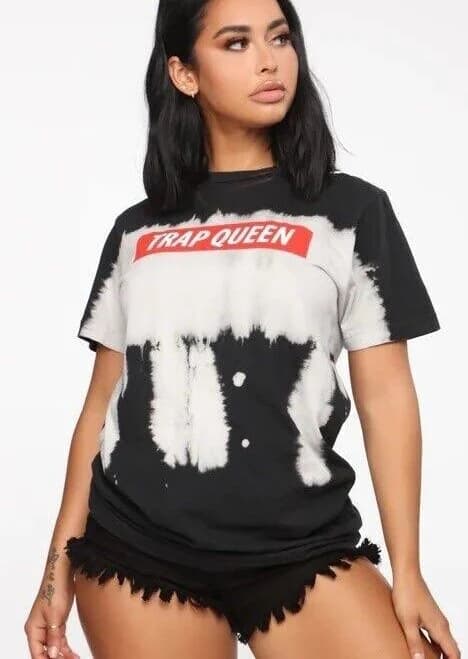 Fashion Nova Women's Queen Of The Trap Queen Top T-Shirt SM Black/White