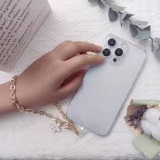 Amazon.com: Cute White Flower Phone Lanyard Metal Chain Cell Phone Charms Hands-Free Wrist Strap for Women : Cell Phones & Accessories