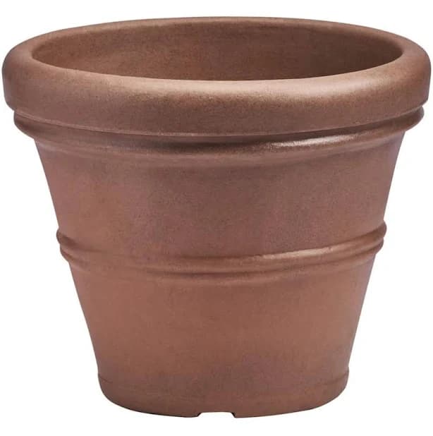 Charlton Home Lanesborough Resin Pot Planter