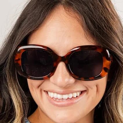 DressUp Women's Oversized Sunglasses