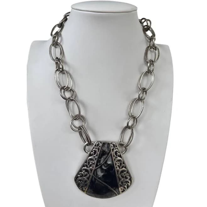 Chunky Chain Necklace with Intricate Pendant Statement