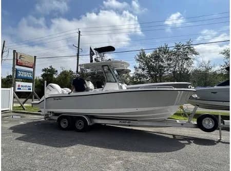 2026 EdgeWater 250CC Center Console
