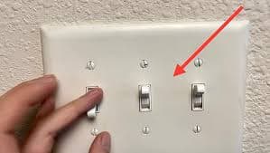ENERLITES Quad Light Switch Wall Plate, Standard Size 4-Gang 4.50" x 8.19", Unbreakable Polycarbonate Thermoplastic, 8814-W-2-PCS, White, 2 Pack - Amazon.com