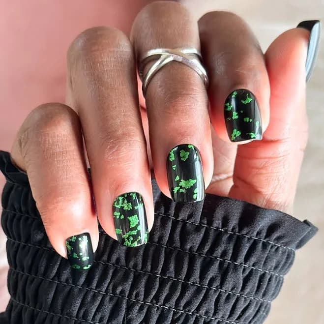 Red Aspen Confident Nails Press On Nails