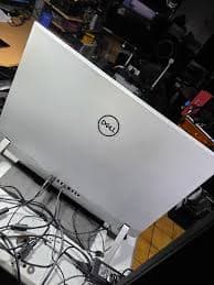 DELL 27 All In One 27Inch. Touchscreen Pc. i7 1257 CPU 12TH Gen. 32GB Ram. 2TB