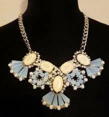 Silver Tone Cuban Link Chain Blue Beige Glass Faceted Beads Stainment Necklace