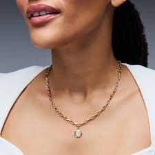 1/10 CT. T.W. Pavé Lab-Grown Diamond Initial “B” Star Frame Necklace Charm in 10K Gold (F/VS2) | Zales