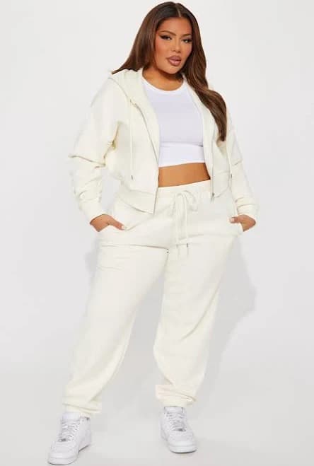 Fashion Nova Cropped Fleece Jogger Pant Set