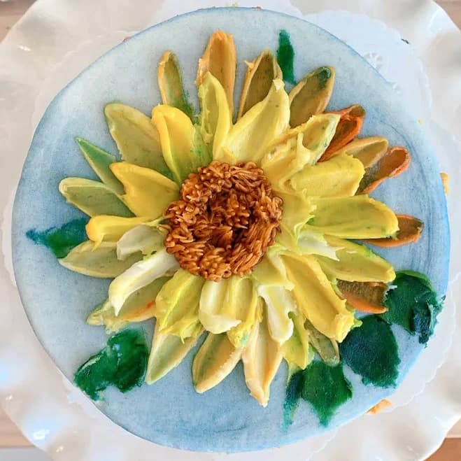 Sunflower Cake 6" / Chocolate Cake