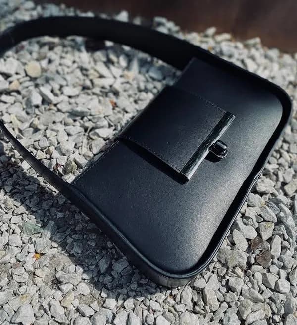Minimalist Italian Leather Baguette Bag