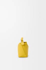 Mini sac Puzzle Edge en cuir de veau grainé souple Jaune - LOEWE