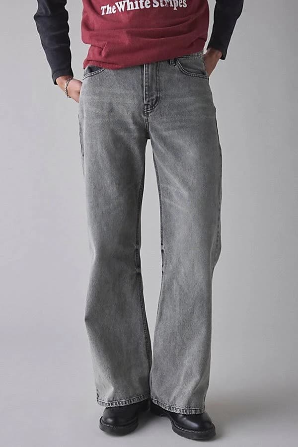 BDG Men's Slacker Relaxed Flare Jeans
